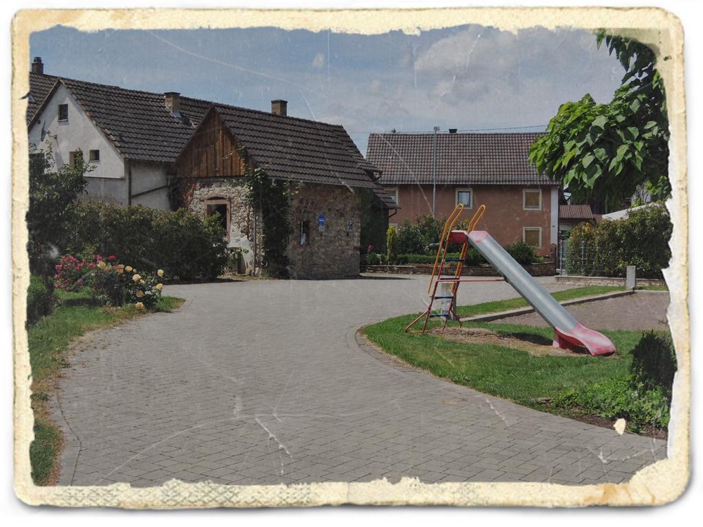 Hotel - Restaurant Hirschen - Werneths Landgasthof Beim Europa- Park Rust Rheinhausen Exterior photo